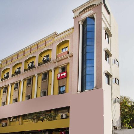 Balaji Residency Hotel Hyderabad Bagian luar foto