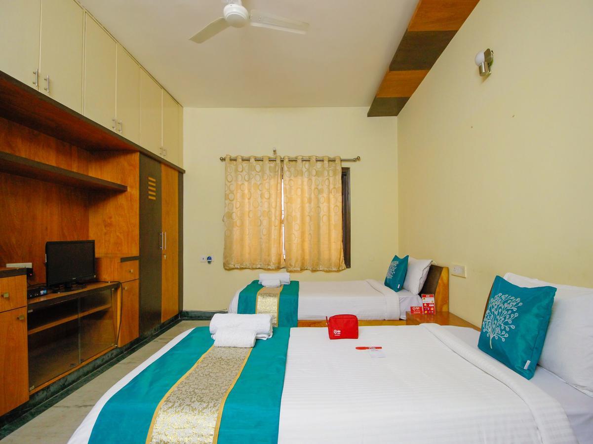 Balaji Residency Hotel Hyderabad Bagian luar foto