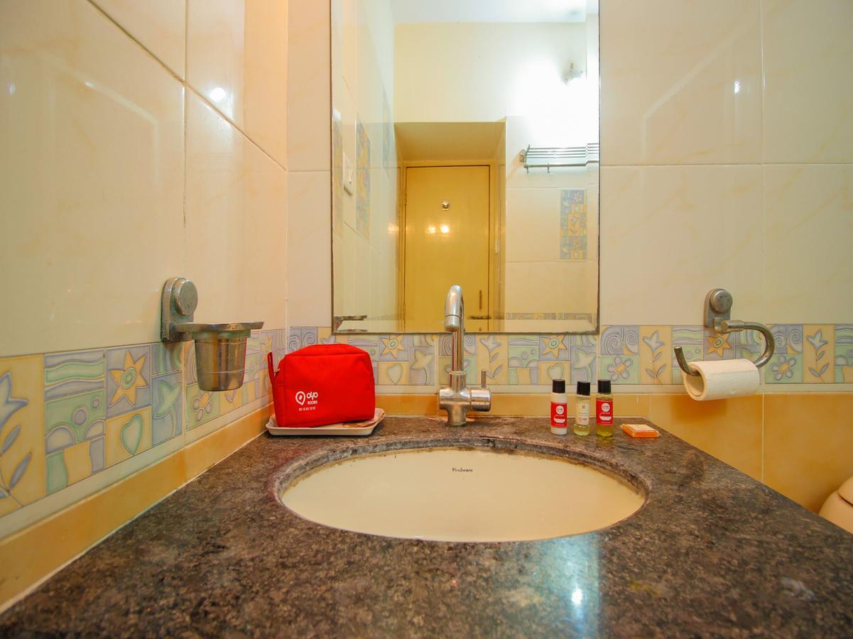 Balaji Residency Hotel Hyderabad Bagian luar foto