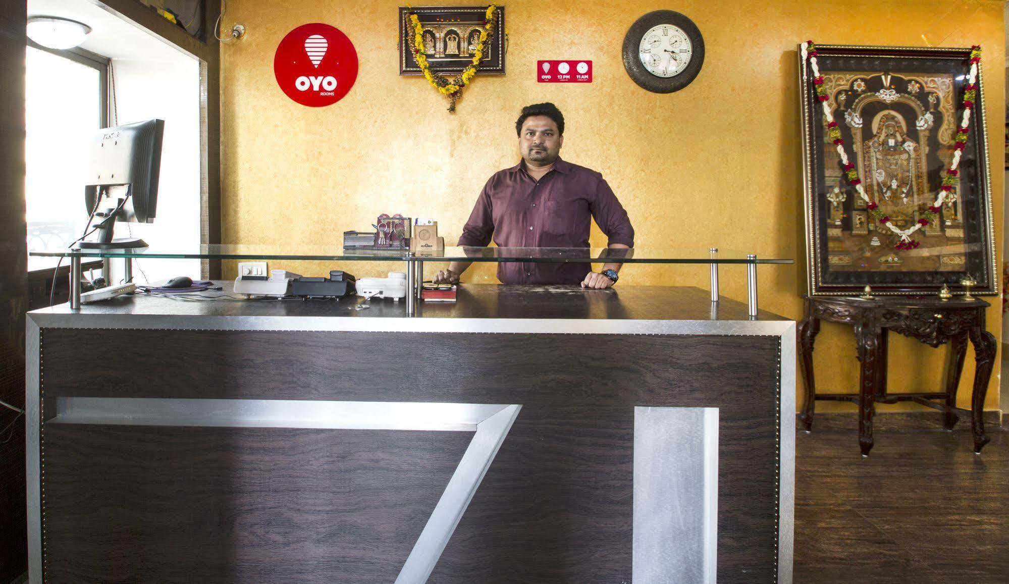 Balaji Residency Hotel Hyderabad Bagian luar foto
